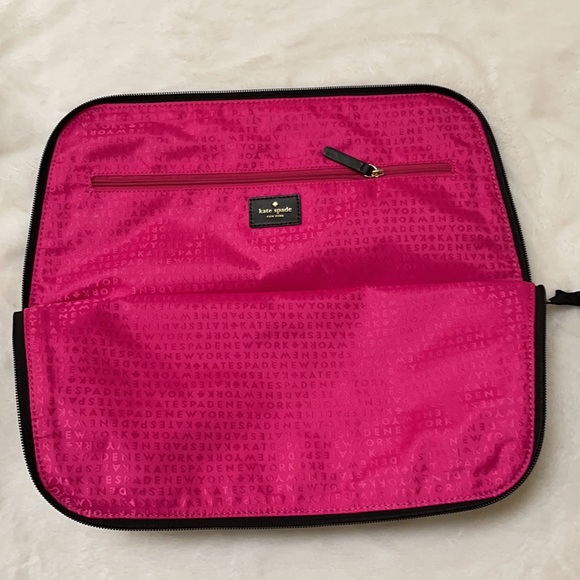 Kate Spade Packing Pouch - Picture 3 of 3
